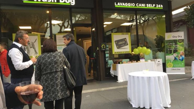 Inaugurazione Wash Dog Riccione